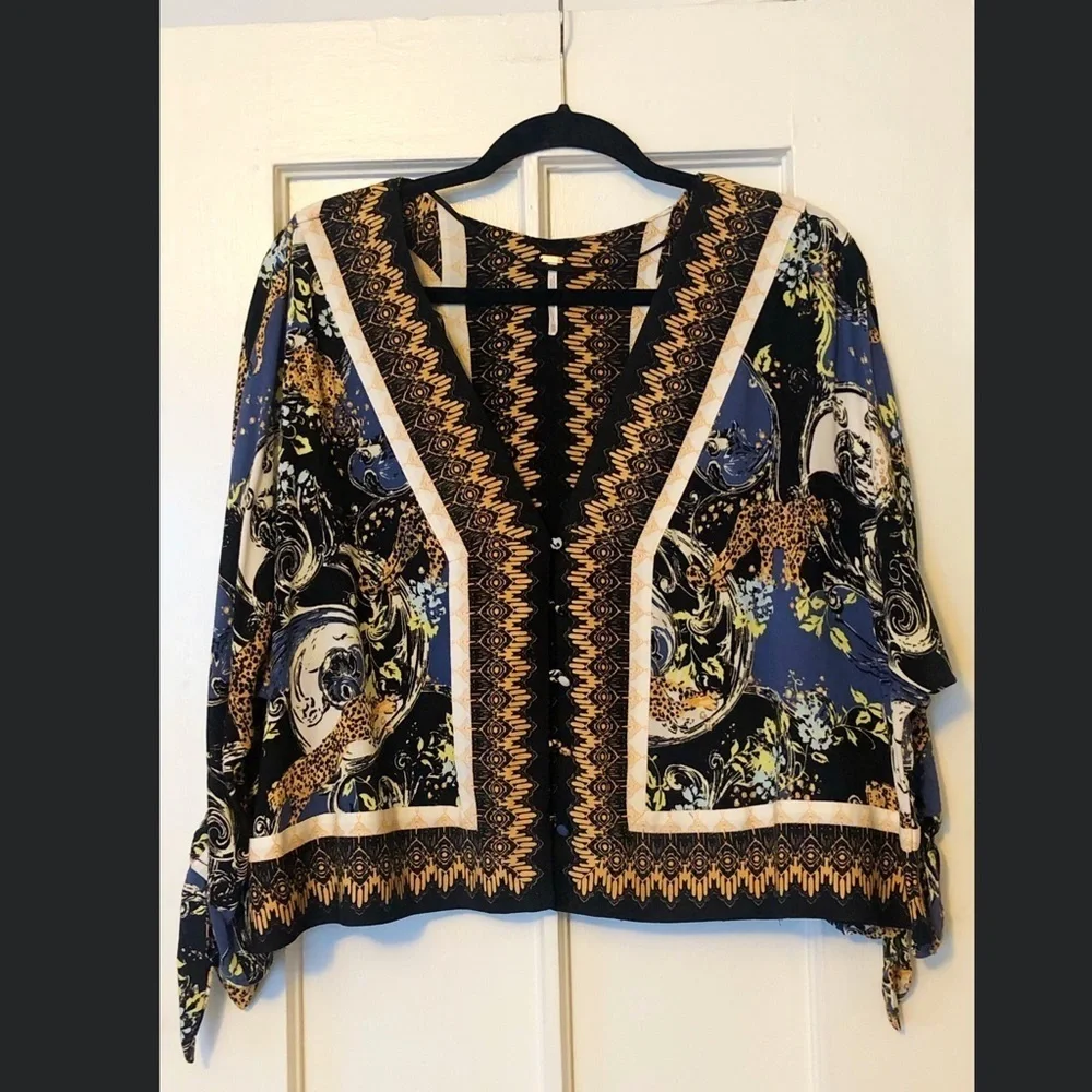 Free People Catch Me if You Can Leopard Blouse XS